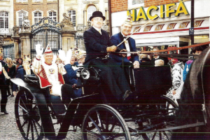 Schlüsselübergabe 1996